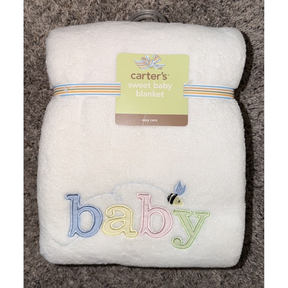 2012 Carter's Sweet Baby White Bee Baby Fleece Crib Blanket Girl / Boy 30 X 40